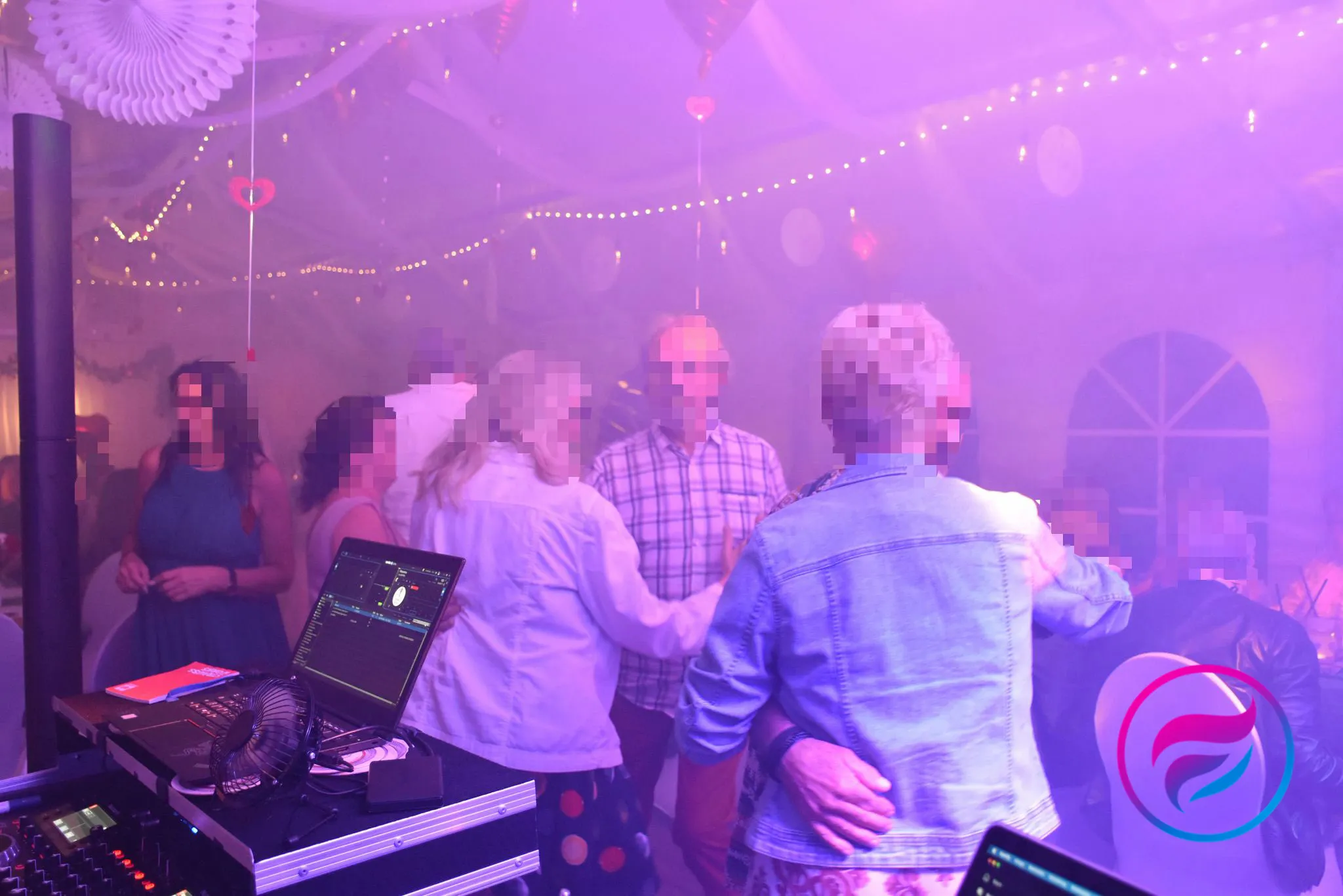 🎶 Tanz der Herzen im Nebelglanz